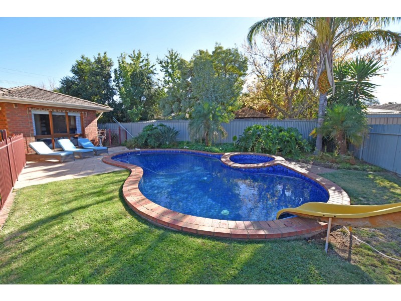 17 Tweddle Street, Kyabram VIC 3620