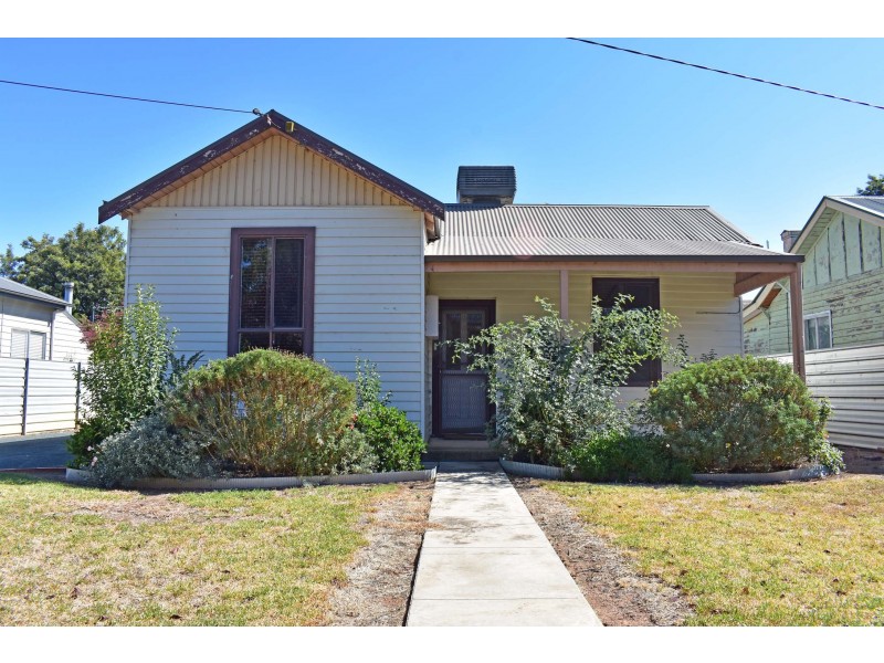 9 Midland Highway, Stanhope VIC 3623