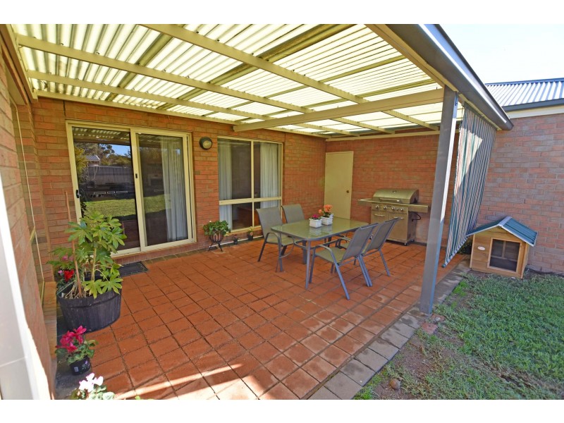 9 Deakin Grove, Tongala VIC 3621