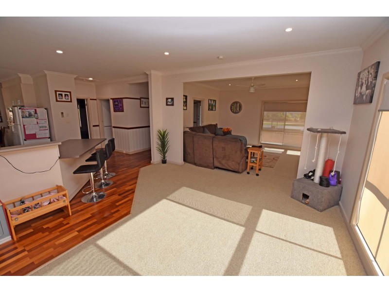 75 Waverley Avenue, Merrigum VIC 3618