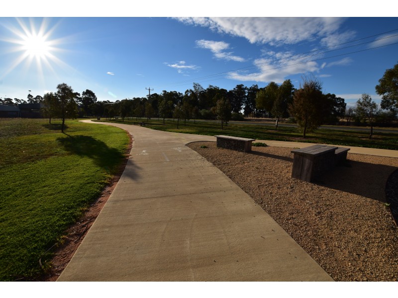 214 & 221 Sunrise Estate, Kyabram VIC 3620