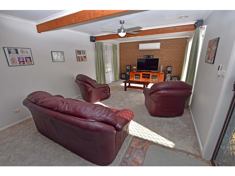 24 Waverley Avenue, Merrigum VIC 3618