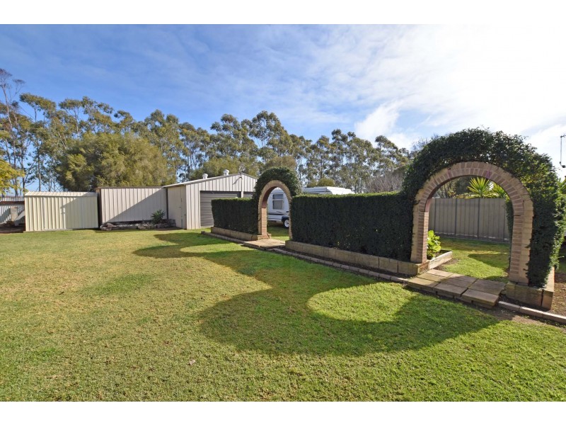 24 Waverley Avenue, Merrigum VIC 3618