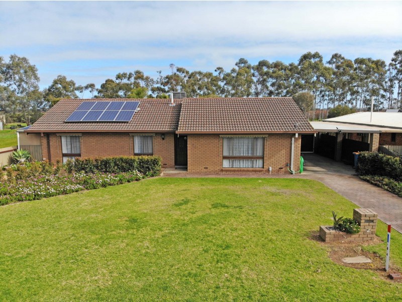 24 Waverley Avenue, Merrigum VIC 3618
