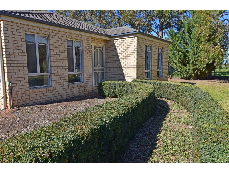 19 Amarco Lane, Kyabram VIC 3620