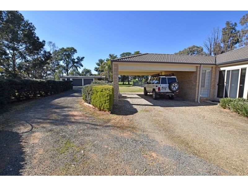 19 Amarco Lane, Kyabram VIC 3620