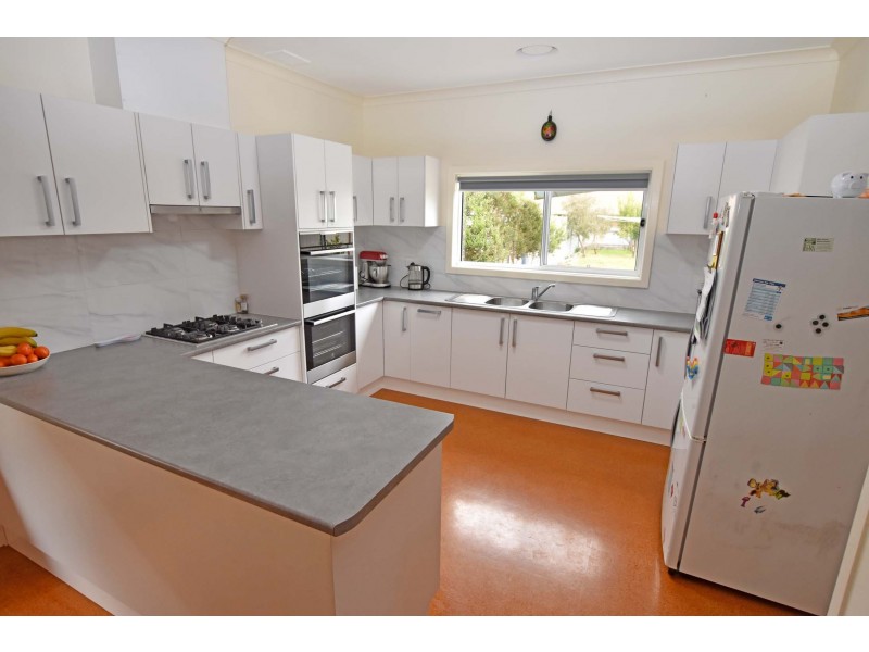 51 Dawes Road, Kyabram VIC 3620