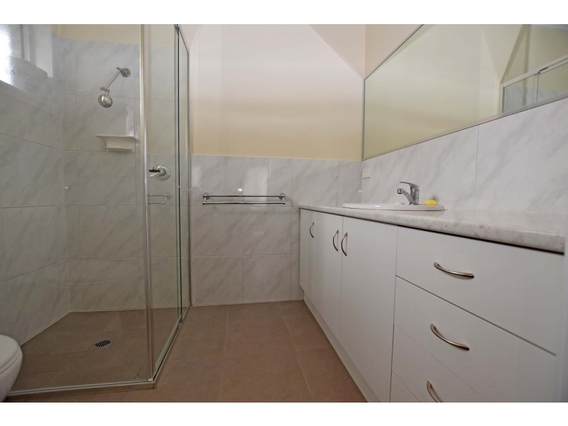 2 Jenmar Drive, Kyabram VIC 3620