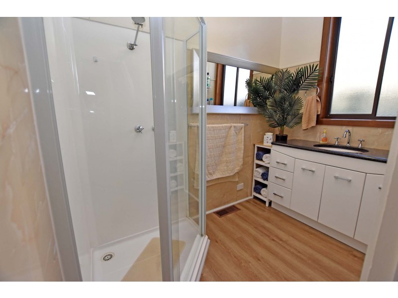 47 Birdwood Avenue, Stanhope VIC 3623