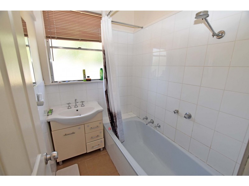 9 Lynton Crescent, Kyabram VIC 3620