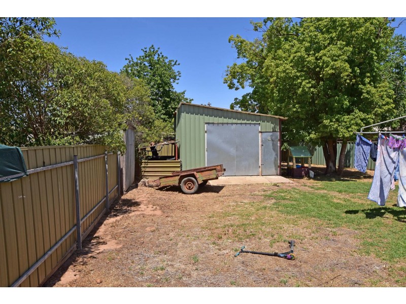 9 Lynton Crescent, Kyabram VIC 3620