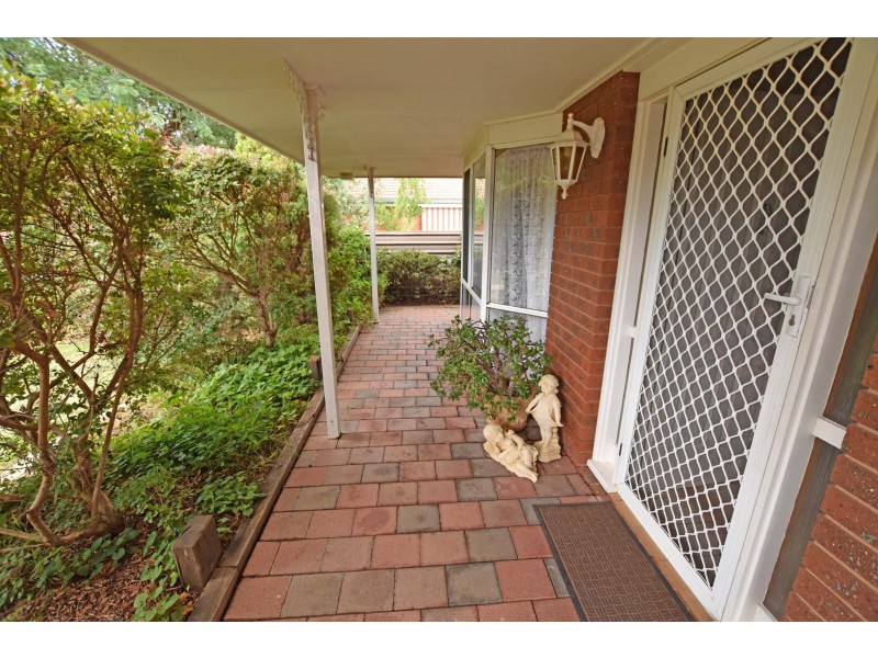 11 Outram Avenue, Kyabram VIC 3620