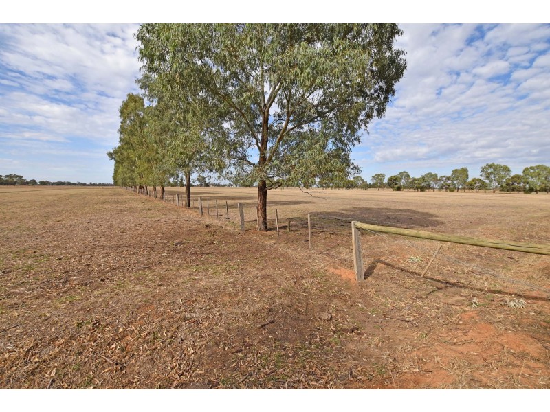 1105 Byrneside-Gillieston Road, Lancaster VIC 3620