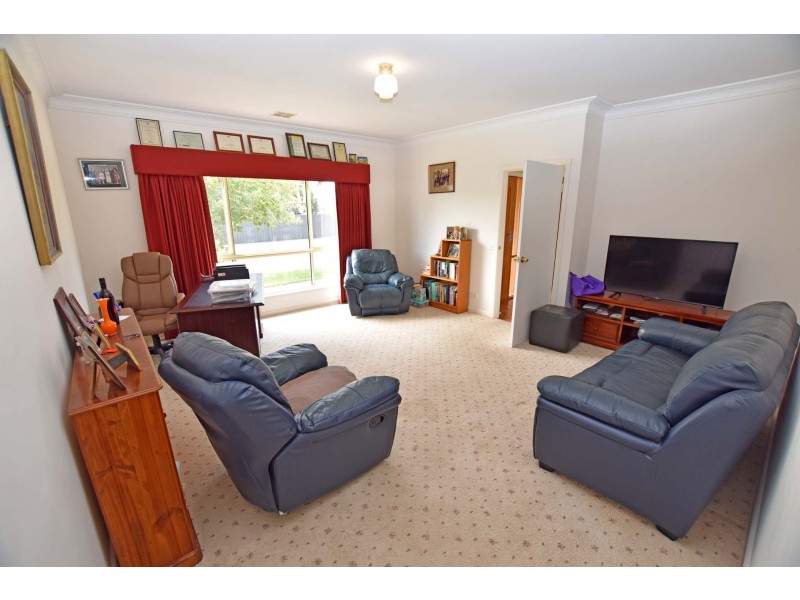 12 Eden Grove, Kyabram VIC 3620