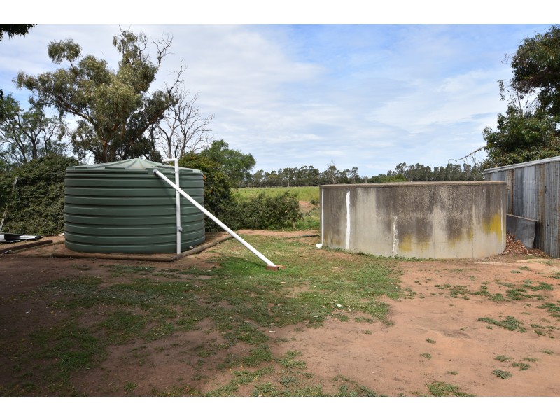 126 Paynes Lane, Lancaster VIC 3620