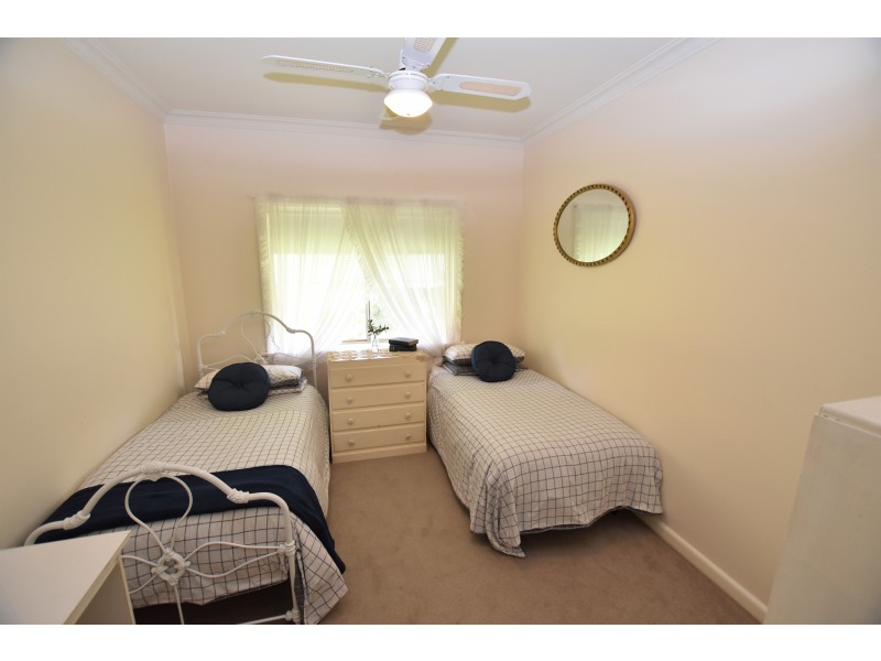 64 Lake Road, Kyabram VIC 3620