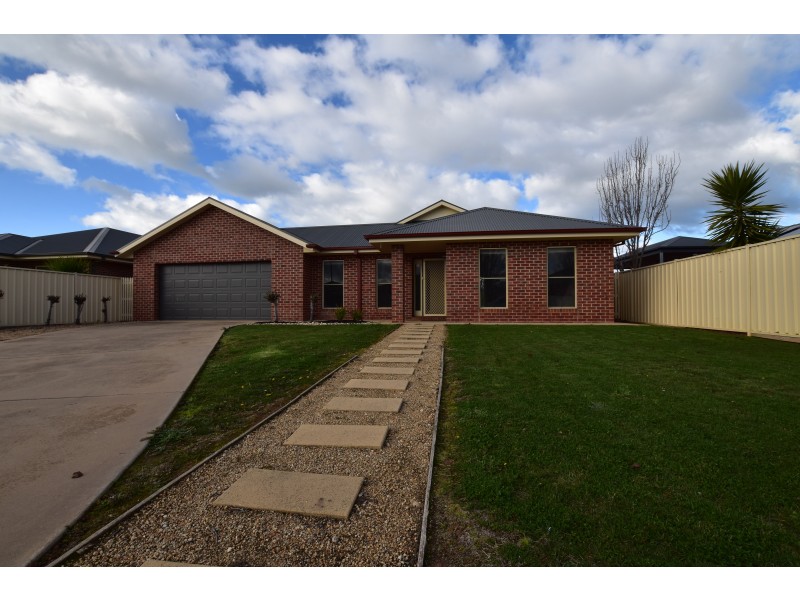 9 Connally Close, Kyabram VIC 3620