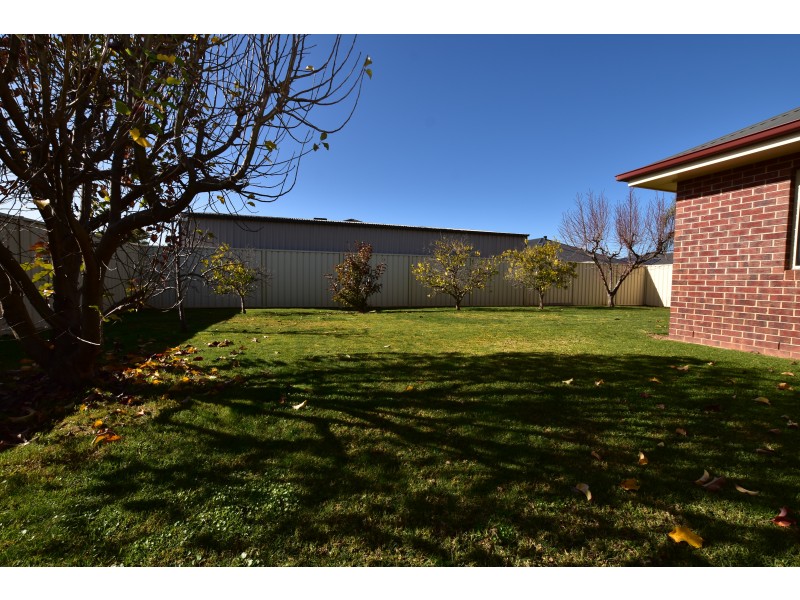 9 Connally Close, Kyabram VIC 3620