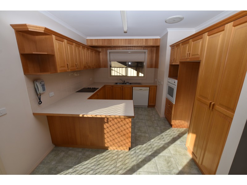 10/63 Lake Road, Kyabram VIC 3620