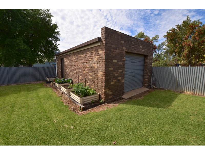 11 Bond Street, Kyabram VIC 3620
