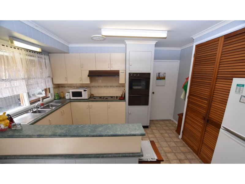 11 Bond Street, Kyabram VIC 3620