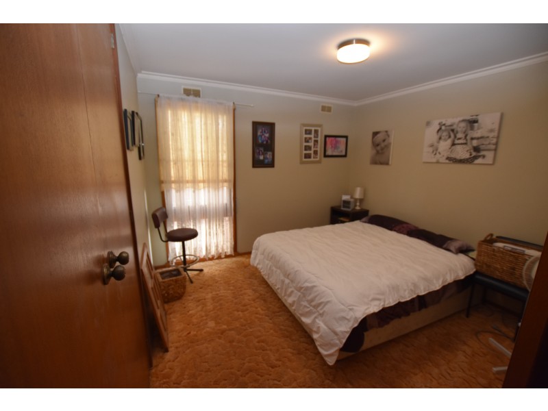 11 Bond Street, Kyabram VIC 3620