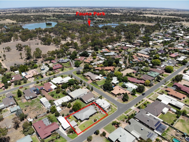 37 Munro Crescent, Kyabram VIC 3620