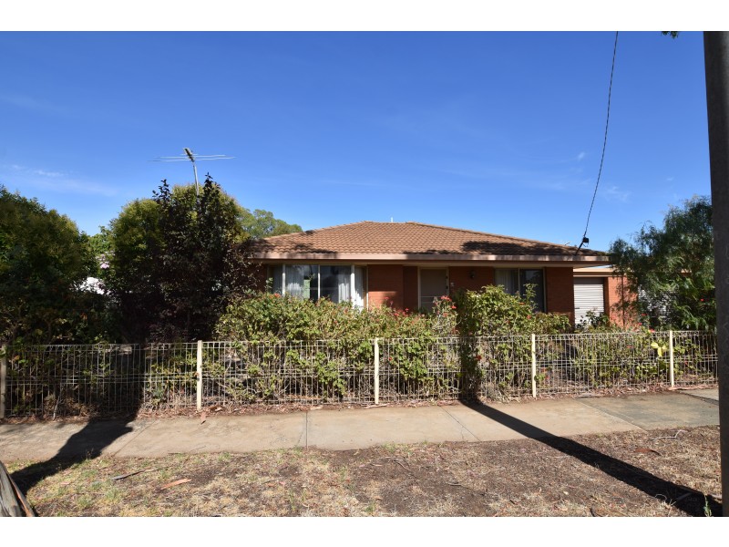 2/84 Fischer Street, Kyabram VIC 3620