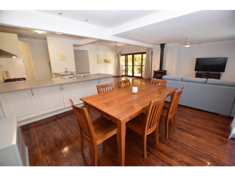 5 Pettifer Street, Kyabram VIC 3620