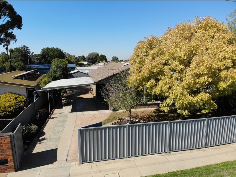 98 Albion Street, Kyabram VIC 3620