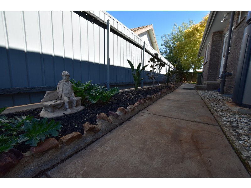 98 Albion Street, Kyabram VIC 3620