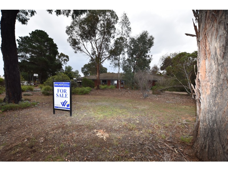 15 Devine Road, Kialla West VIC 3631