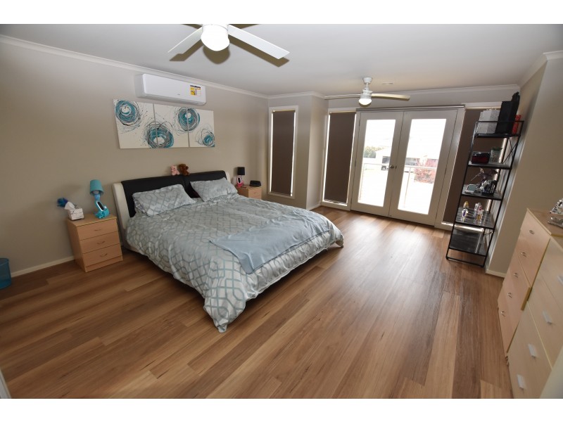 12 Kangaroo Way, Kyabram VIC 3620