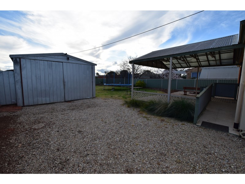 12 Saunders Street, Kyabram VIC 3620