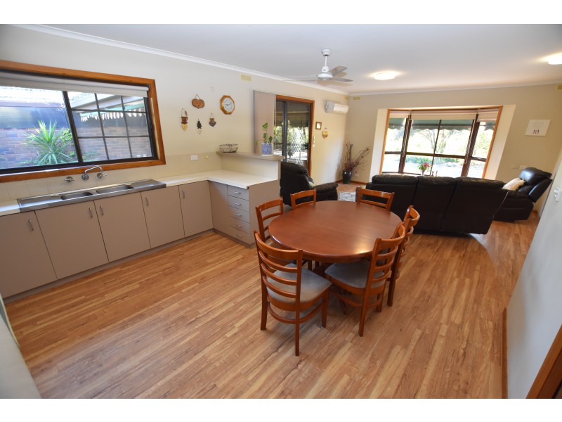 2/81 Allan Street, Kyabram VIC 3620