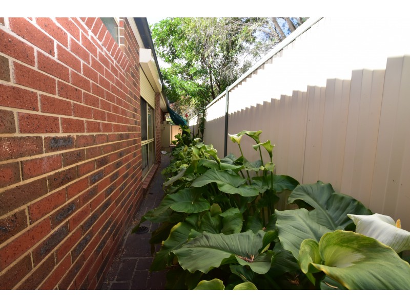 3/8-10 Unwin Street, Kyabram VIC 3620