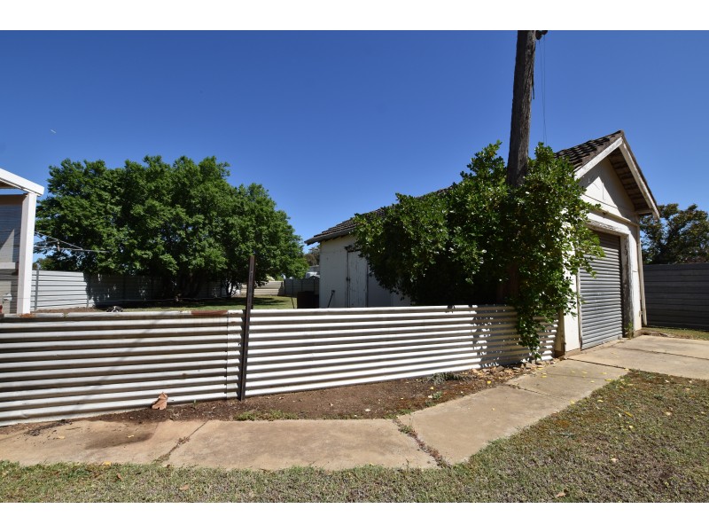 1 Cox Avenue, Tongala VIC 3621