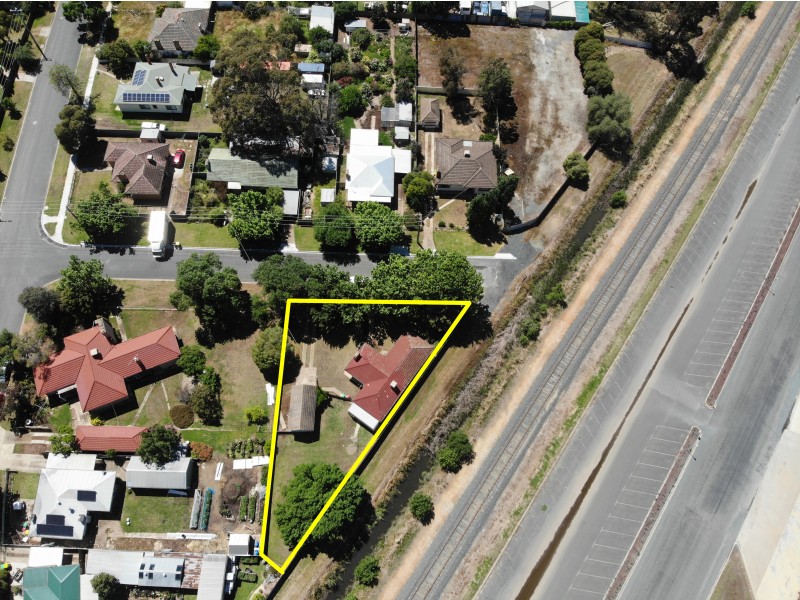 1 Cox Avenue, Tongala VIC 3621