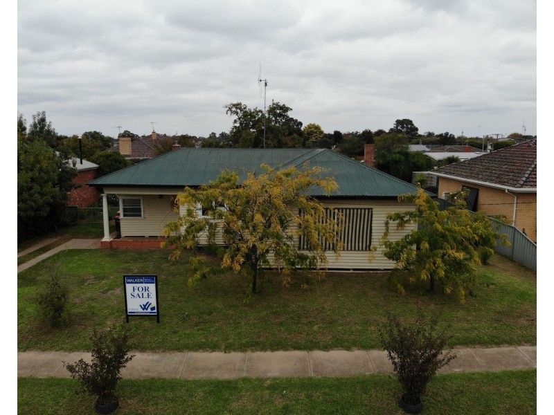 74 Fenaughty Street, Kyabram VIC 3620