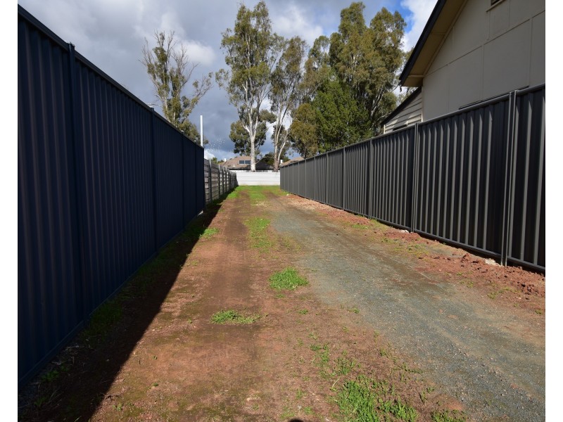 2/96 Fischer Street, Kyabram VIC 3620