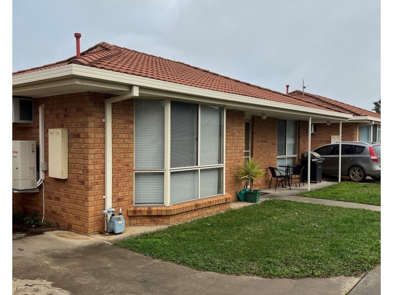2/10 Munro Crescent, Kyabram VIC 3620
