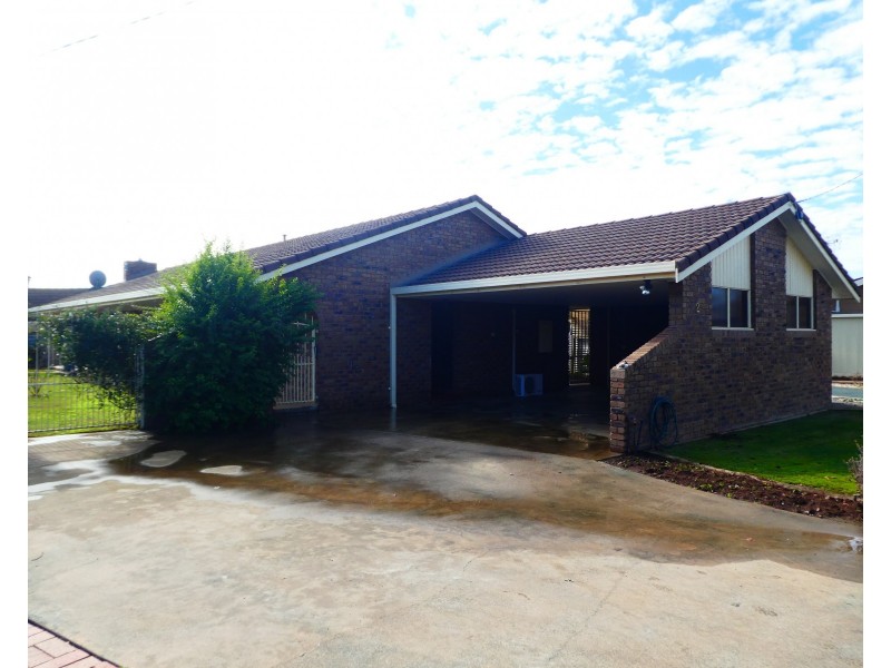 2 Davies Court, Kyabram VIC 3620