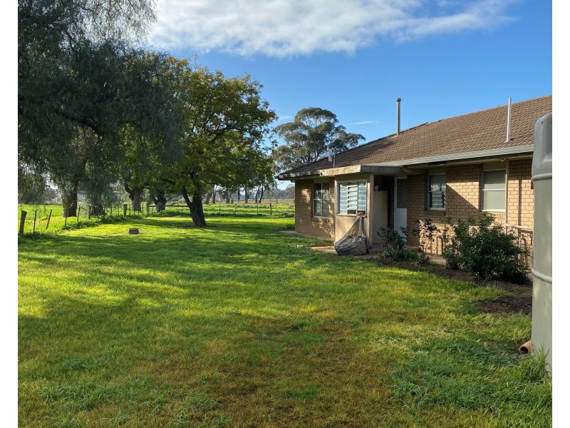 570 Kyabram-Cooma Road, Kyabram South VIC 3620