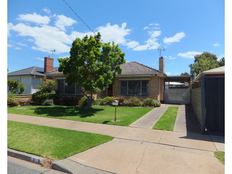 6 Saunders Street, Kyabram VIC 3620