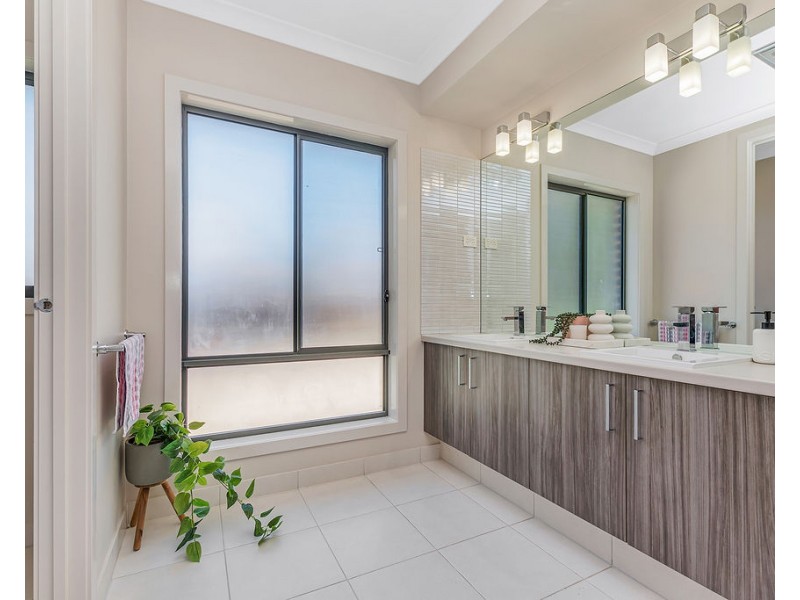 1 Eden Grove, Kyabram VIC 3620