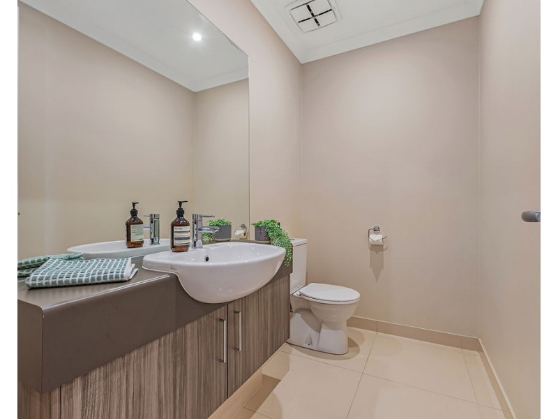 1 Eden Grove, Kyabram VIC 3620