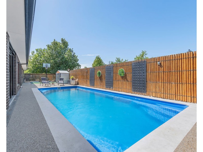 1 Eden Grove, Kyabram VIC 3620