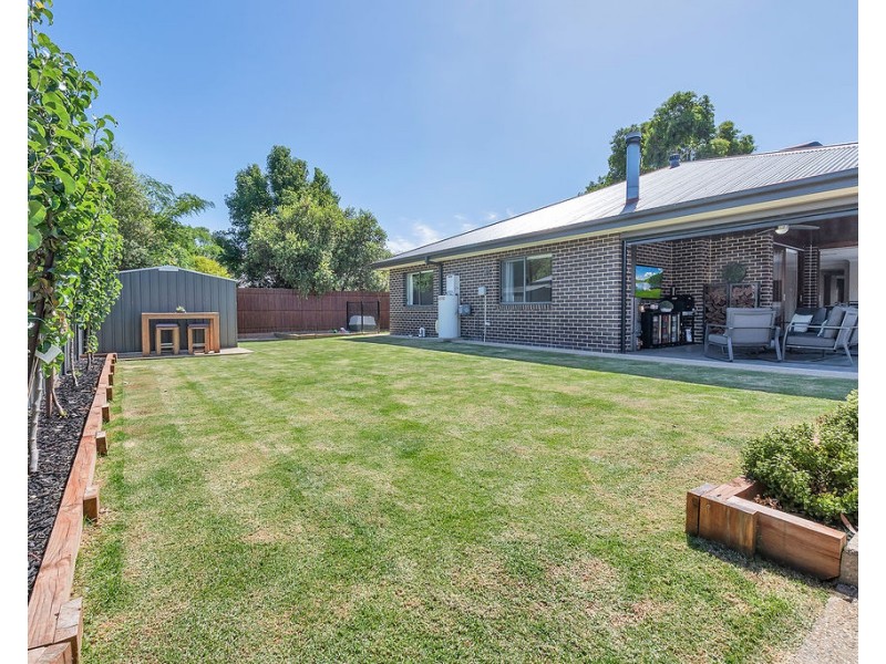 1 Eden Grove, Kyabram VIC 3620