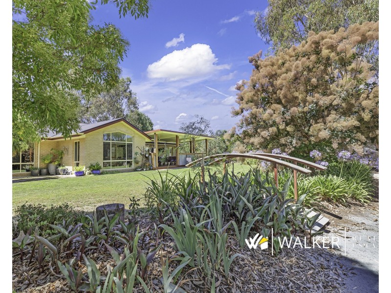 33A Railway Avenue, Stanhope VIC 3623