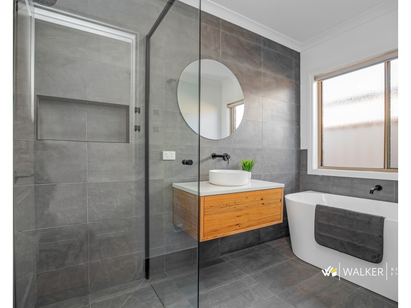 3 McLennan Close, Kyabram VIC 3620